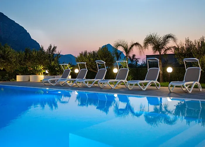 L' Arcobaleno 卡斯泰卢佐